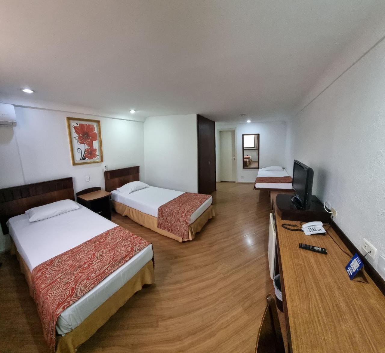 Hotel Dan Inn Curitiba Centro By Nacional Inn Eksteriør billede